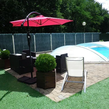 Maison Champagne Escource