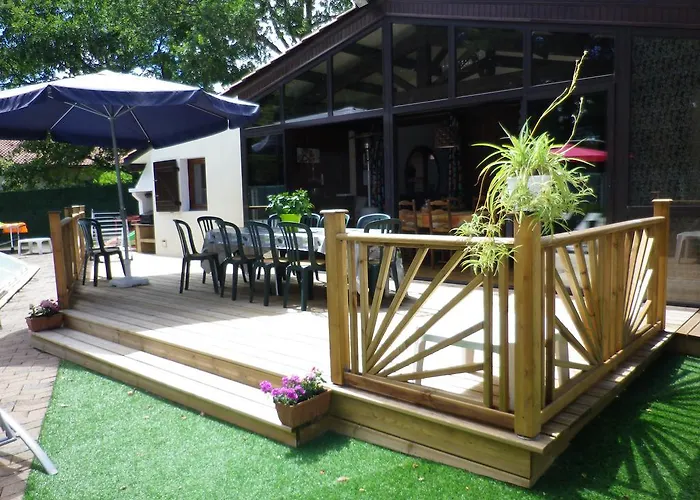 Вилла Maison Champagne Escource